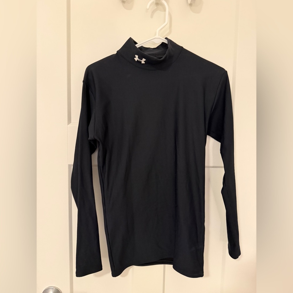 Under Armour black mock neck undershirt